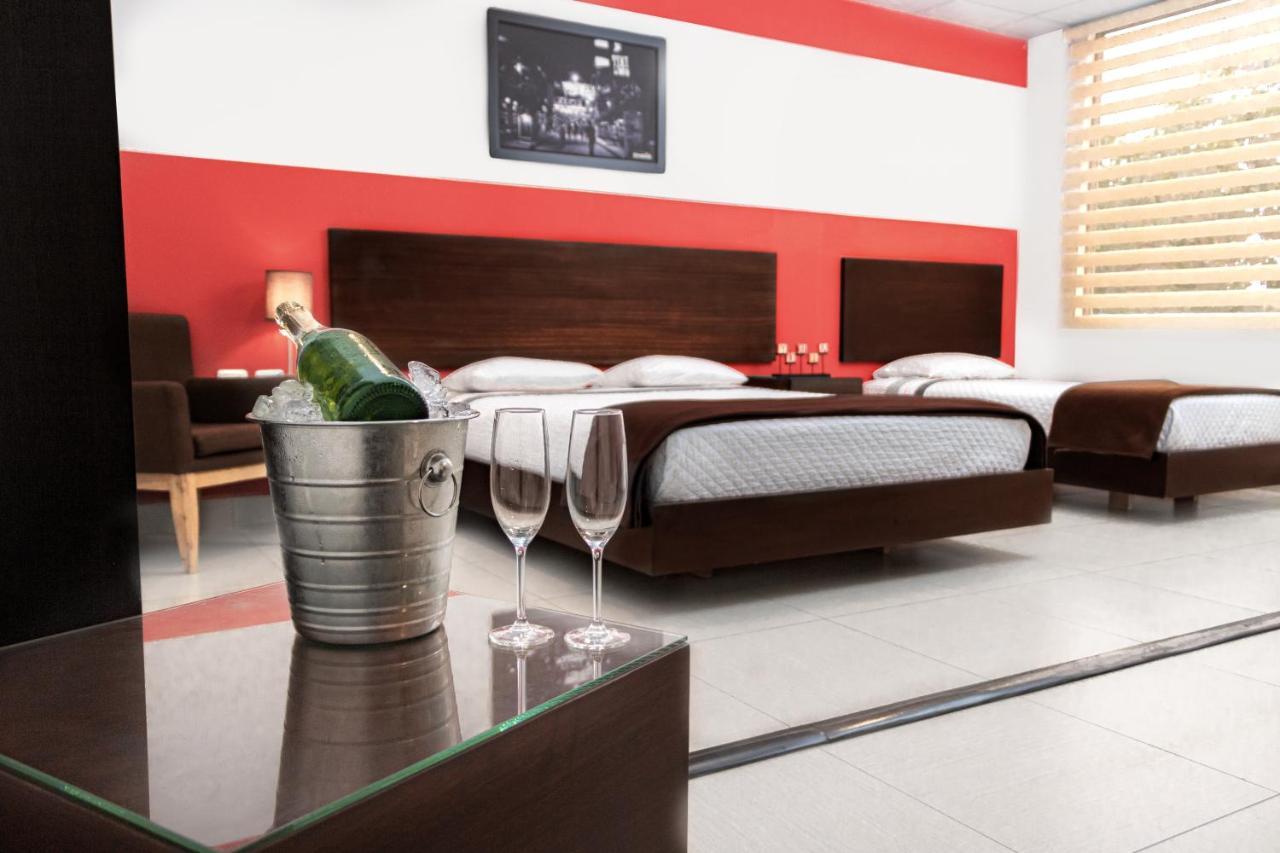 Zafra'S Hotel Ла-Тронкаль Экстерьер фото