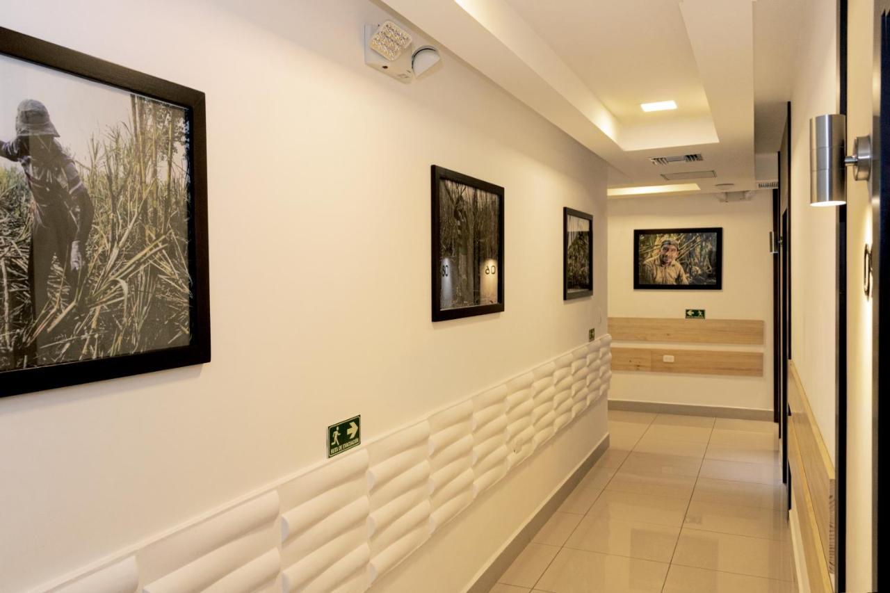 Zafra'S Hotel Ла-Тронкаль Экстерьер фото