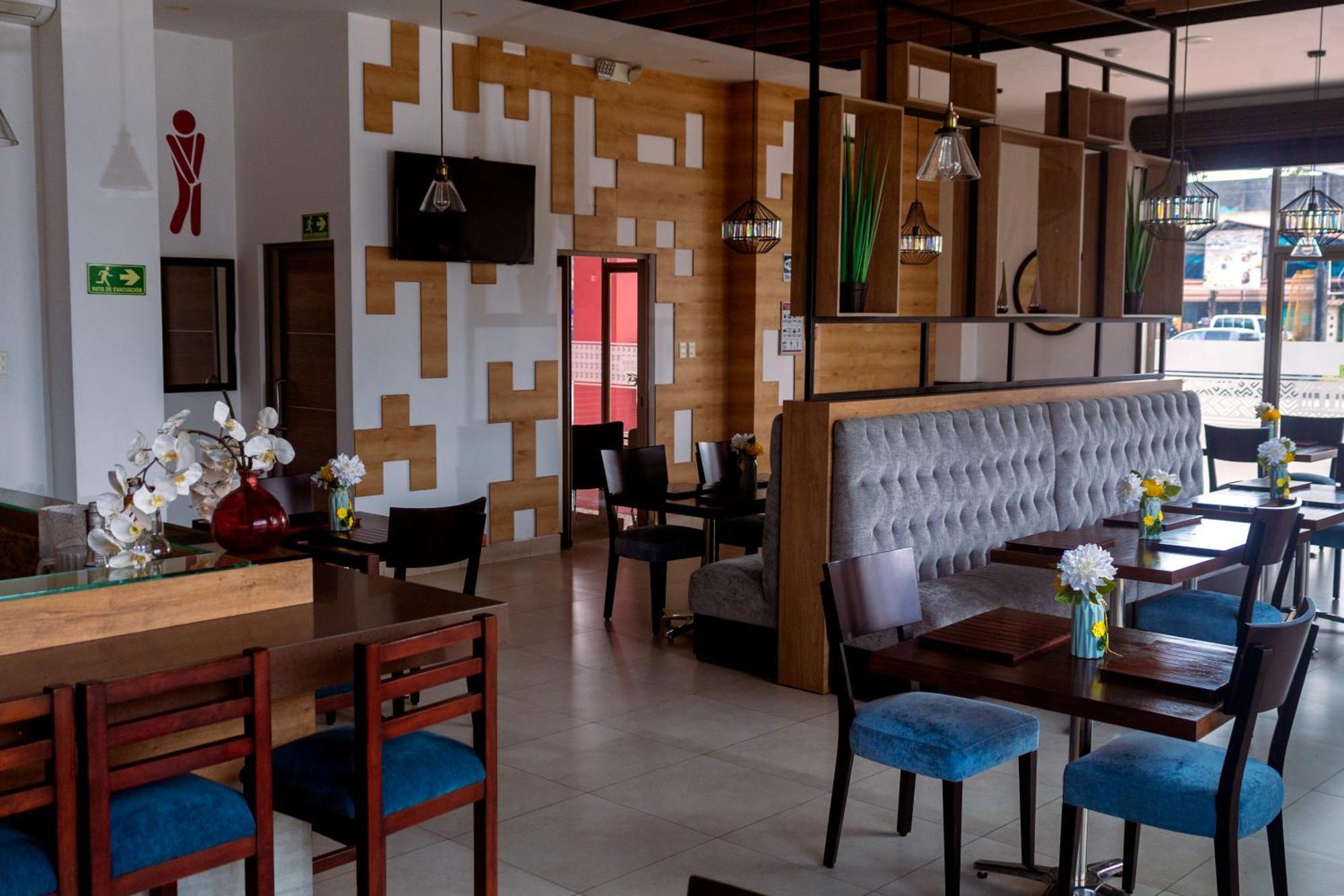 Zafra'S Hotel Ла-Тронкаль Экстерьер фото
